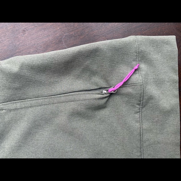 Colombia Jacket/sweater - Picture 7 of 8